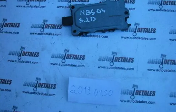 Mercedes-Benz S W220 Reducing agents exhaust control unit A2118300472