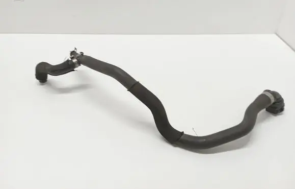 BMW 7 F01 F02 F03 F04 Engine coolant pipe/hose