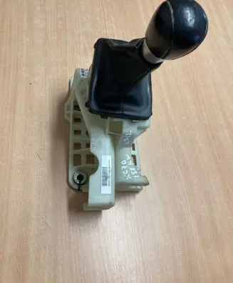 Volvo XC70 Gear shifter/selector 31325458 09131274