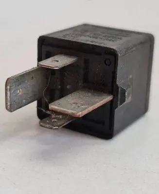 Volkswagen Caddy Other relay 1K0951253A PA66GF25 V23134J52X430