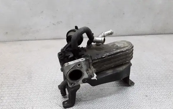 Audi A8 S8 D3 4E EGR valve cooler 059131508E