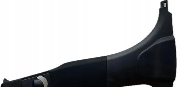 (B) pillar trim (bottom)