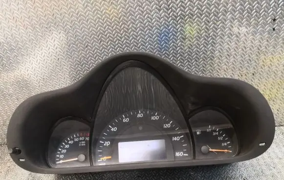 Mercedes-Benz C W203 Speedometer (instrument cluster) 2035403947