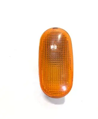 Mitsubishi L200 Front fender indicator light E4016534 P2133