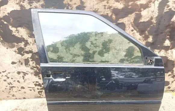 Volvo S70 V70 V70 XC Front door