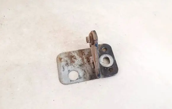 Audi A3 S3 8P Rear door lower hinge