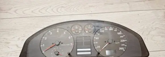 Audi A4 S4 B5 8D Speedometer (instrument cluster) 8D0919033C