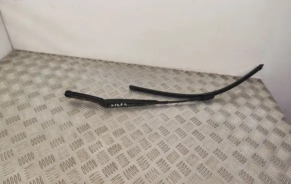 Volkswagen PASSAT B8 Front wiper blade arm 3G1955409