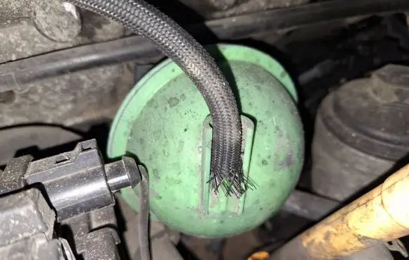 Skoda Roomster (5J) Vacuum air tank 