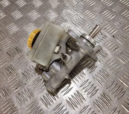Subaru Legacy Master brake cylinder