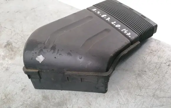 Audi A4 S4 B7 8E 8H Air intake duct part 8E0129617D