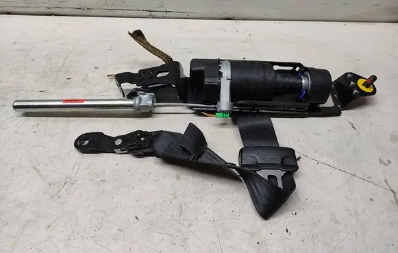 Volvo XC60 Front seatbelt 39817381