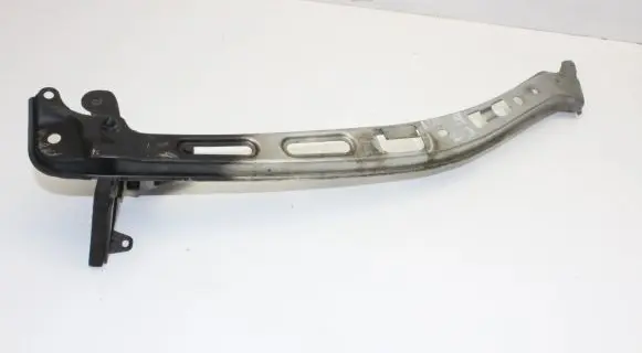 Lexus LS 430 Headlight/headlamp mounting bracket