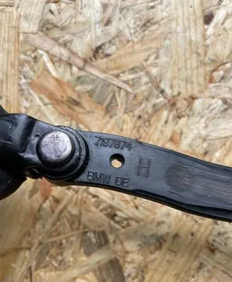 BMW 5 GT F07 Rear door check strap stopper 7197874