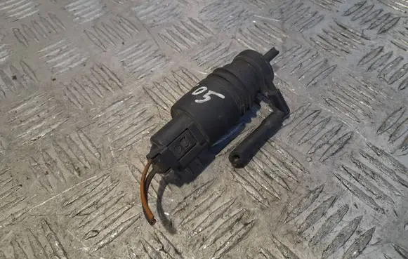 BMW X5 E53 Windscreen/windshield washer pump