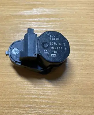 BMW 7 E65 E66 A/C air flow flap actuator/motor 223 6935078