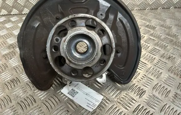 Mercedes-Benz E W213 Rear wheel hub