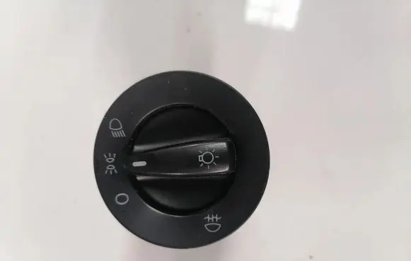 Volkswagen PASSAT B5.5 Light switch 1C0941531 1C09441531