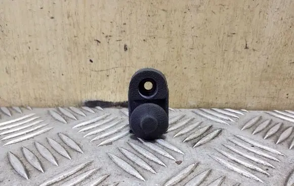 Nissan Qashqai Rear door sensor 