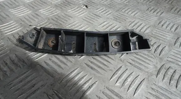 Ford Focus ST Front bumper mounting bracket BM51-17D959-AE