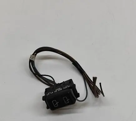 Mercedes-Benz E W124 Wiper control stalk A1248210151