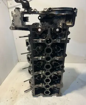 BMW 3 E46 Engine head 7785876