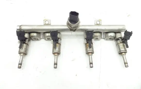 Mini One - Cooper Coupe R56 Fuel main line pipe V756805080