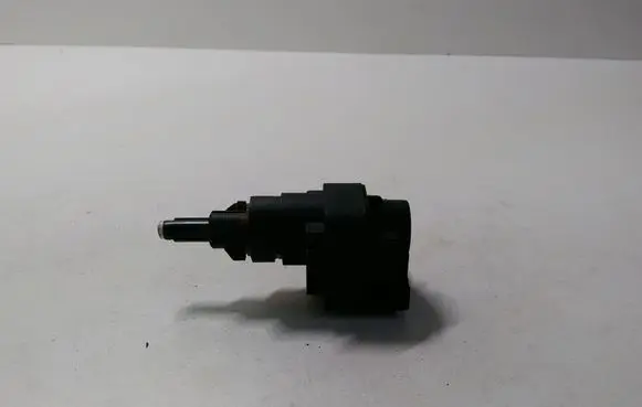 Volkswagen Polo IV 9N3 Brake pedal sensor switch 6Q0945511