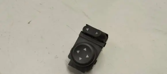 Fiat Tipo Wing mirror switch 285180405 B569