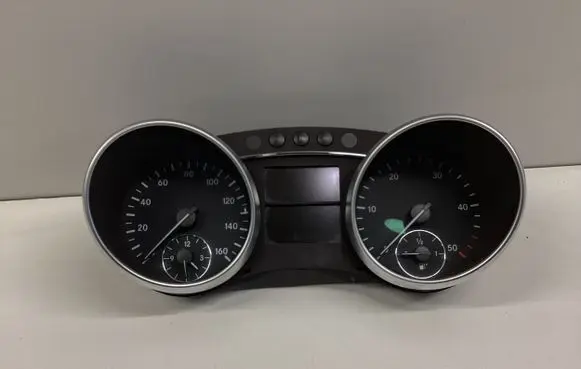 Mercedes-Benz ML W164 Speedometer (instrument cluster) A2C5316807