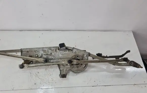 Seat Alhambra (Mk1) Front wiper linkage and motor