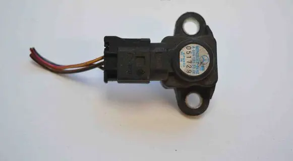Mercedes-Benz SLK R171 Air pressure sensor A0041533328