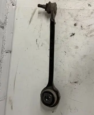 Dodge Challenger Front control arm 05168652