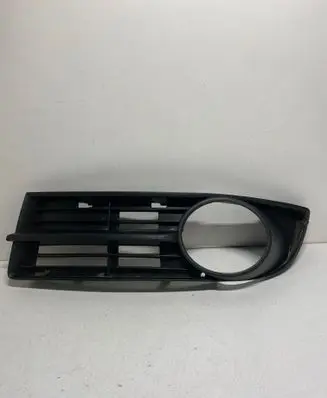 Volkswagen Touran I Front bumper lower grill 1T0853665A DNW13404