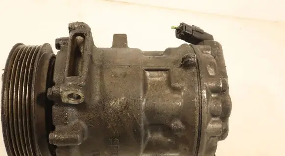 Citroen C5 Air conditioning (A/C) compressor (pump) 9670022580