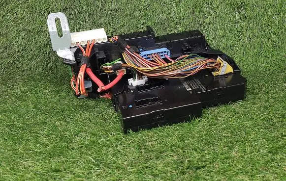 Mercedes-Benz E W212 Power management control unit 2129005201 2129016600 2129024301