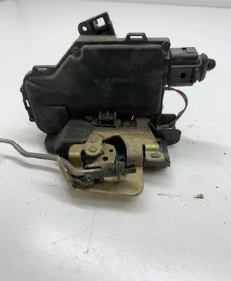 Audi A6 S6 C5 4B Front door lock 4B1837016B PPA616309GF