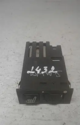BMW 5 E39 Seat heating switch 03055000