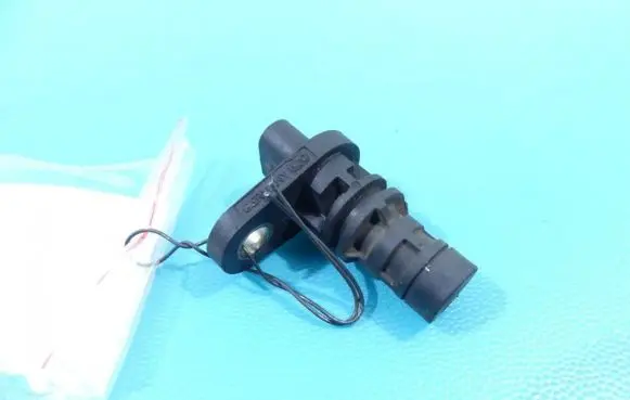 Volvo S60 Crankshaft position sensor 0261210338 IMPRK1351712