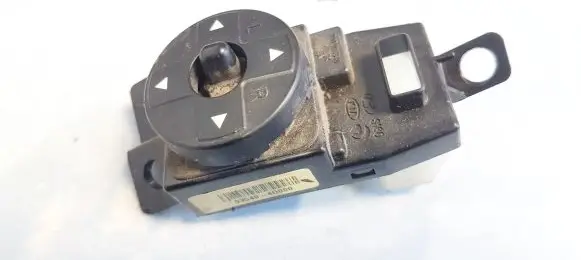 KIA Carnival Wing mirror switch 935404d000 93540-4d000