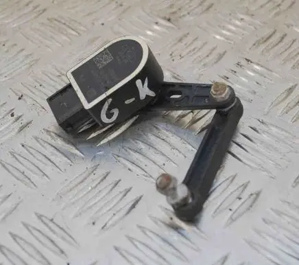 BMW 6 F12 F13 Rear air suspension level height sensor 6784075