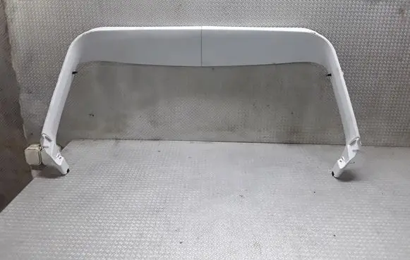 Trunk/boot lower side trim panel