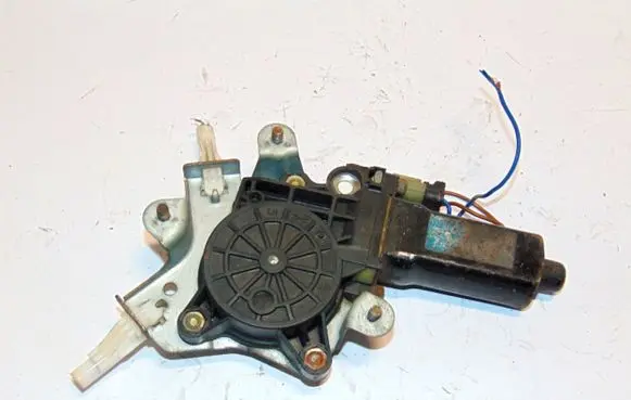 Hyundai Accent Rear door window regulator motor 9881034030