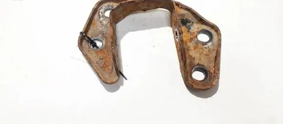 Chevrolet Cruze Bracket in trunk/boot 