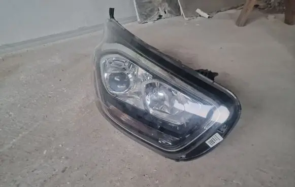 Ford Transit Headlight/headlamp JK2113W029DJ