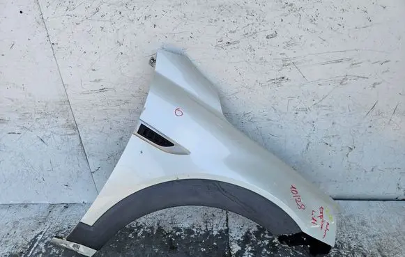 Chevrolet Captiva Fender