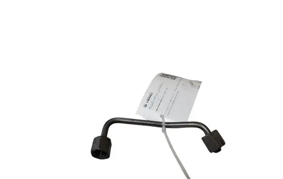 Mercedes-Benz GLC C253 Fuel injector supply line/pipe 