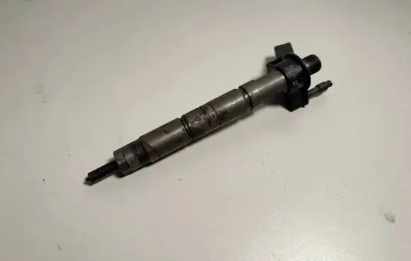BMW 5 E60 E61 Fuel injector 0445116001 01578