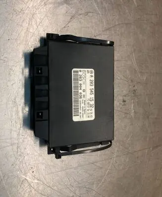 Mercedes-Benz C W203 Other control units/modules A2035451532 1039E00547 0263004036