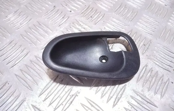 Mitsubishi Carisma Other front door trim element MR138453L